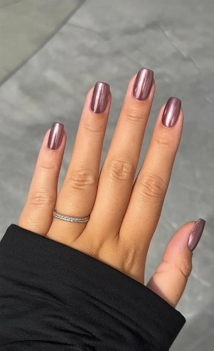 Best Classy Nail Colors Winter 2025–2026: Elegant & Timeless Manicure Ideas