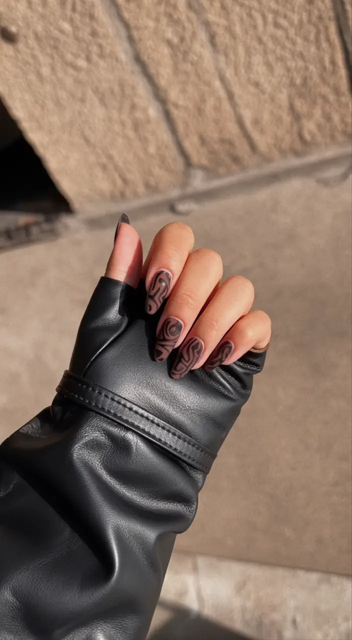 Fall Nail Design for October 2025: 28 Inspiring Ideas for Trendy Seasonal Manicures