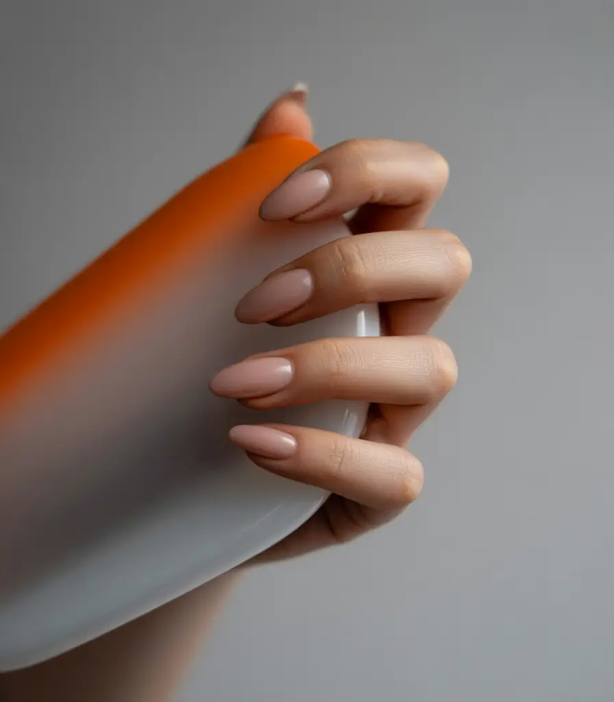 Fall & Winter Nail Colors Trends 2025–2026: Chic Shades & Manicure Ideas