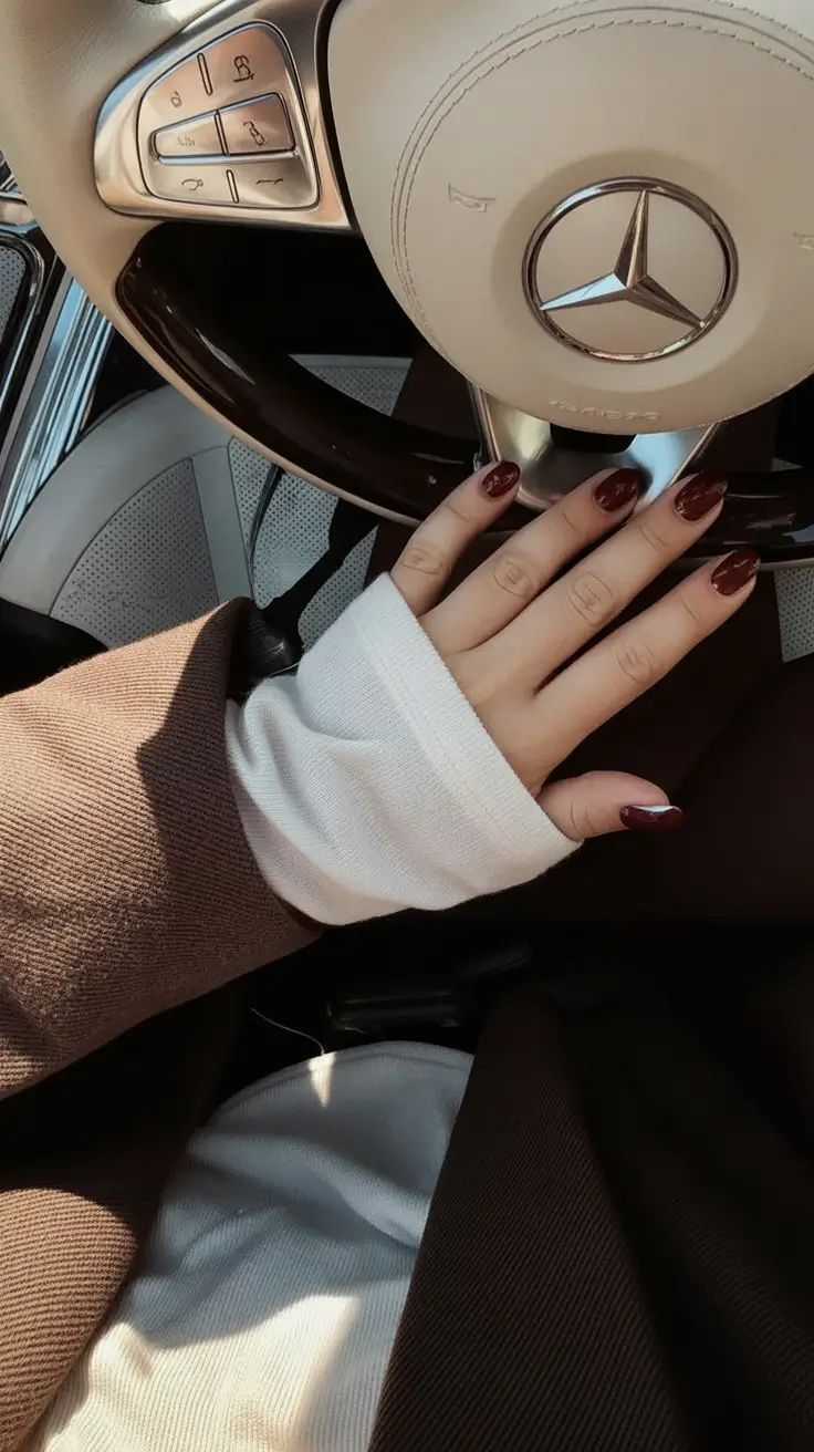 Fall Nail Design for November 2025: Cozy, Bold & Trendy Ideas