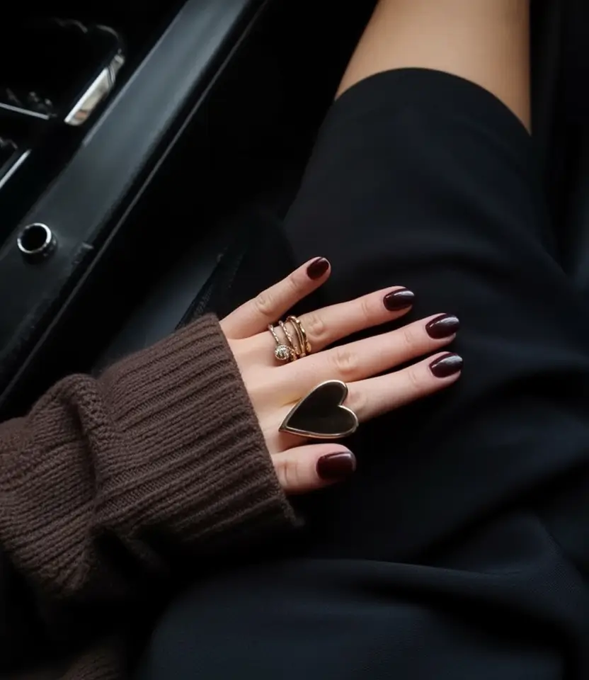 Fall Nail Design for November 2025: Cozy, Bold & Trendy Ideas