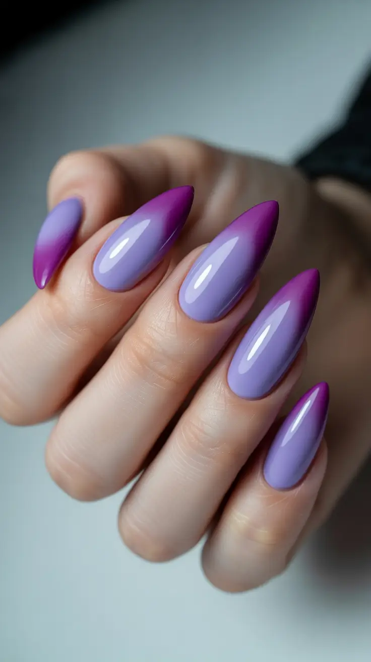 2026 Violet-to-Lilac-Gradient-Glow